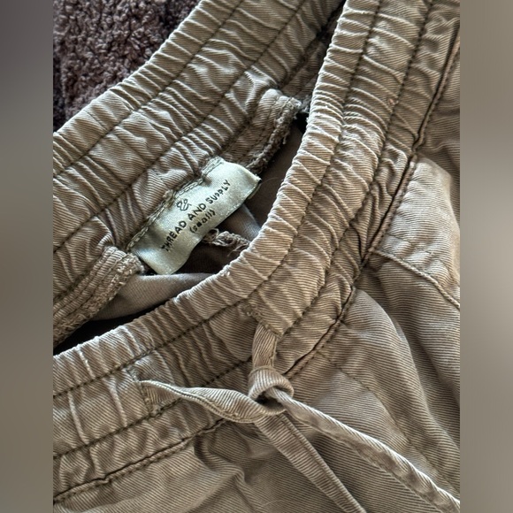 Tread & Supply army green light jogger - Picture 6 of 6